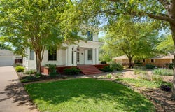 403 S Royall, PALESTINE, TX 75801