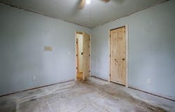 1421 S Cedar Street, Bristow, OK 74010
