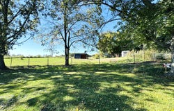5610 E Galien Buchanan Road, Buchanan, MI 49107