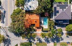 1928 NE 7th Pl, Fort Lauderdale, FL 33304