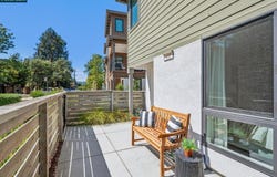 132 Pioneer Ave, Walnut Creek, CA 94597