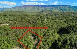 718 Rocky Flats Rd, Cosby, TN 37722