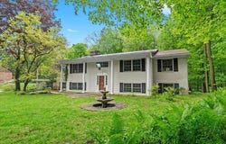 20196 E Whipple Drive, Northville, MI 48167