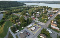 209 W Main St, Golconda, IL 62938