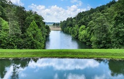 1002 TR 54, Hammondsville, OH 43930
