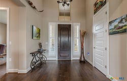 112 Learning Elm Drive, San Marcos, TX 78666