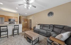 5811 Muirfield Dr SW, CedarRapids, IA 52404