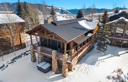 120 W WOLF Drive, Jackson, WY 83001