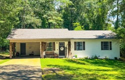 322 SW 8TH St, Fayette, AL 35555