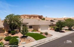 871 Falcon Glenn Dr, Mesquite, NV 89027
