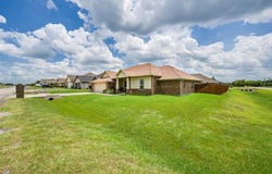 3200 White Horse Drive, Granbury, TX 76049