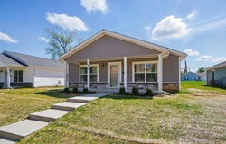 638 Clifton Avenue, Springfield, OH 45505