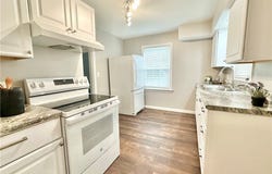 119 Adams Avenue, Cuyahoga Falls, OH 44221