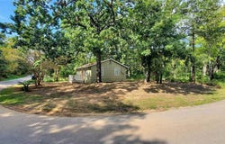 102 Cordoba Street, Payne Springs, TX 75156