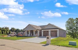 1636 Mohawk Street, Jackson, MO 63755