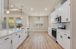 607 Escovedo Drive, Italy, TX 76651