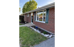 7208 Montclair, Godfrey, IL 62035