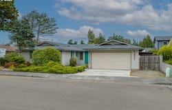 2521 DELORES Ln, NorthBend, OR 97459