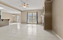 6526 Cameren Oaks Dr, Baton Rouge, LA 70817