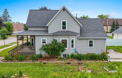 731 S MICHIGAN Street, DE PERE, WI 54115-3268