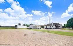 335 Willie Best Road, Mount Olive, NC 28365