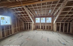 11 Greenough St, Needham, MA 02494