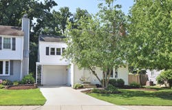 555 Meadoway Park, Worthington, OH 43085