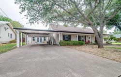124 Frederick Rd, Fredericksburg, TX 78624