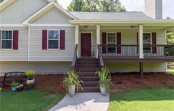 19 Autumn Place NE, White, GA 30184