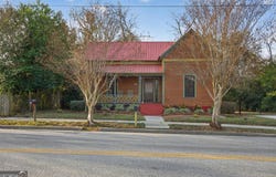 33 Main Street, Register, GA 30452