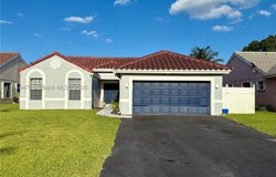 1060 New Parkview Pl, Haverhill, FL 33417