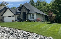 318 Oostagala Lane, Loudon, TN 37774