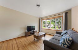 2412 E Main Street, Mankato, MN 56001