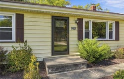 1595 Kenyon Avenue SW, Massillon, OH 44647