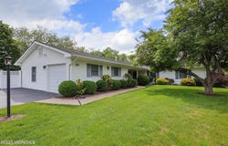 20 Wrangle Lane, Freehold, NJ 07728