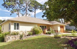 207 S Desoto Street, Beverly Hills, FL 34465