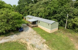 136 Martin Cemetery Road, Beaumont, KY 42124