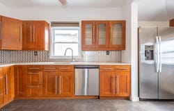 213 Summit Ave, Lyndhurst Twp., NJ 07071-1633