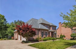 360 Steeplechase Dr, Cranberry Twp, PA 16066