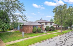 2604 White Oak Avenue, Whiting, IN 46394