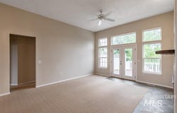 1875 Rolling Hills Dr, Moscow, ID 83843