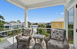 317 W Brunswick Street, Southport, NC 28461