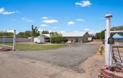 185 La Entrada Road, Los Lunas, NM 87031