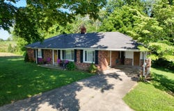 2492 Willailla Road, Brodhead, KY 40409