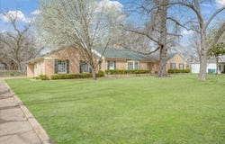 213 W Scott Street, Sherman, TX 75092