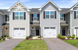 94 CALAIS PLACE, HEDGESVILLE, WV 25427