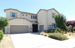 1090 Lavender St, Manteca, CA 95337