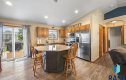 4004 S Klein Ave, Sioux Falls, SD 57106