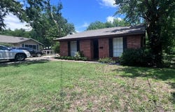 1206 Earl Street, Commerce, TX 75428
