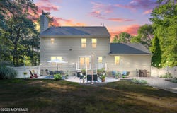 2 Veronica Court S, Old Bridge, NJ 08857